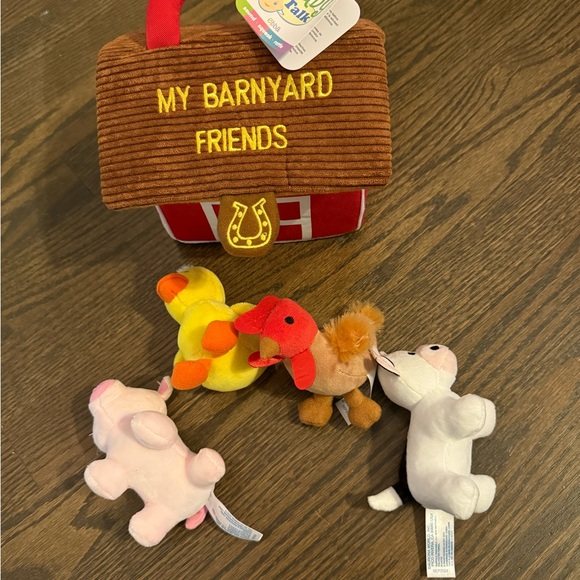 Barnyard Friends Plush Playset - Picture 2 of 3